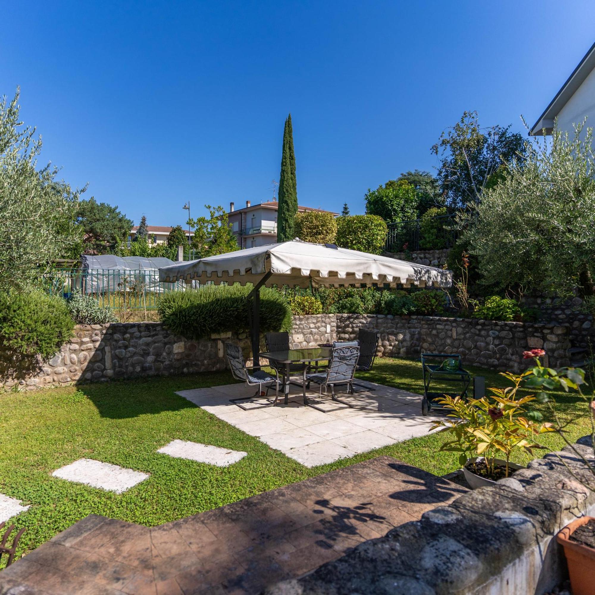A Casa di Tom SantʼAmbrogio di Valpolicella Exterior foto